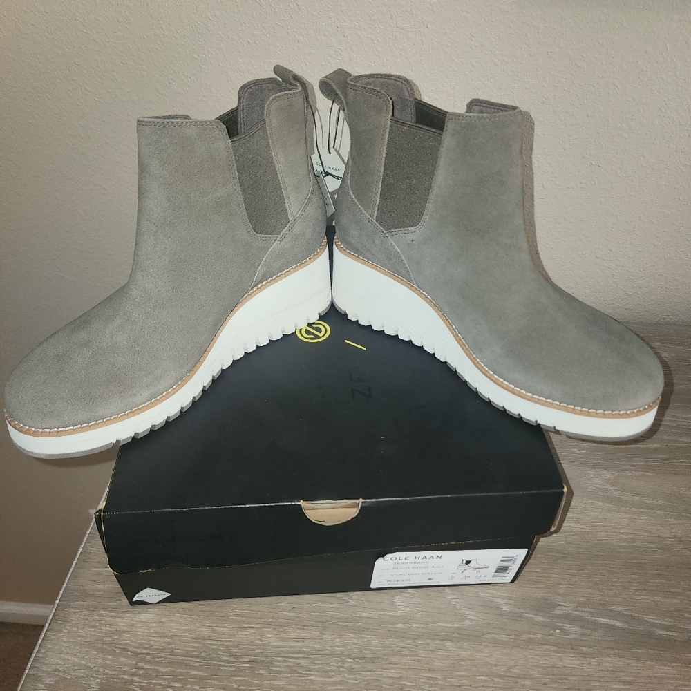 Cole Haan Zerogrand City Wedge Boots Womens 7 B Gray Suede W26516 Shoes NWB
